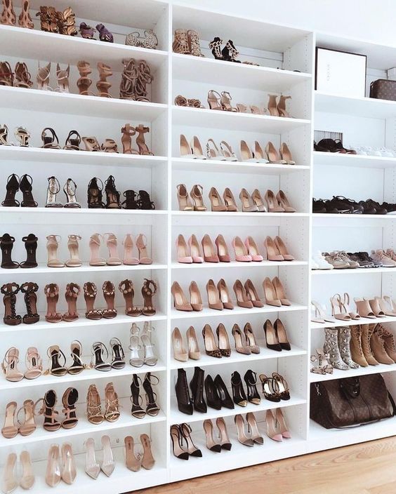 5 must-have au dressing pour exposer vos collections de chaussures ou  d'accessoires